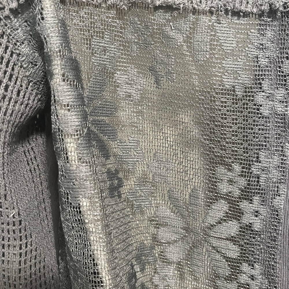 POL Iron Gray round neck lace detailed Top - Picture 5 of 7
